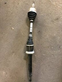 Poloosa pravá VW T6.1 7LA407272