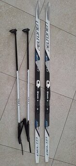 Dětské běžecké lyže Peltonen s vázáním NNN