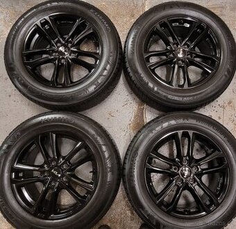 Kia Sportage V,alu 17',černé,zimní Kumho, TPMS