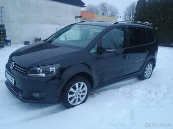 Vw Touran CROSS 2.0tdi 103kw manuál, tažný , top.