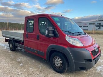 Peugeot Boxer 3.0 HDI valník 7 míst