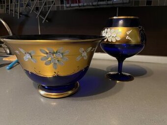 Mísa a pohár modré sklo