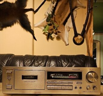 Nabízím ONKYO INTEGRA TA - 6711 HIGH END 3 HEAD TAPE DECK TO