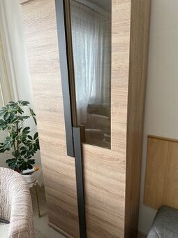 3 ks pokojových skříněk