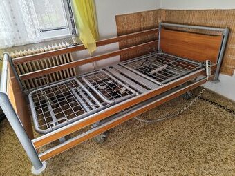 Zdravotní plně elektronická polohovací postel Linet