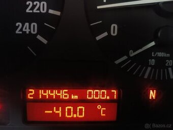 BMW E39 525d,530d automat - budíky 214t.km,pixely ok