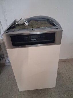 Myčka nádobí Whirlpool ADG 522 IX