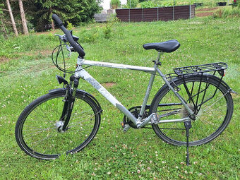 Trekingové kolo KTM (velikost 56)
