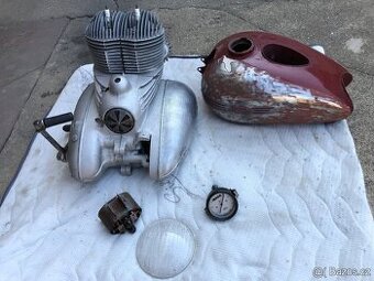 Sada Ogar 350 - motor, nádrž, dvojcívka, tachometr, výfuky
