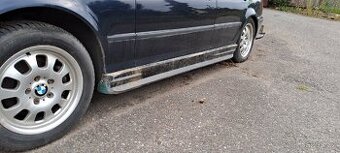 BMW e46 prahové lišty tuning