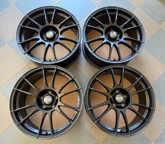 alu kola OZ Ultraleggera 18", rozteč šroubů 5x108
