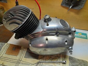 Čz 150c motor