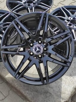 Mercedes V, V-Class AMG, kola 19"