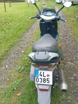 Aprilia Leonardo 250