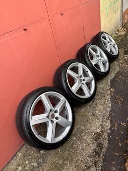 Alu kola SEAT 5x112 r18 , letní pneu 225/40 r18
