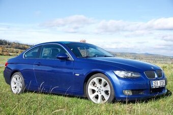 BMW e92 325 i