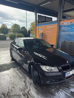 BMW E90 • 2.0i • 110 kW • 2005