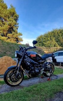 Yamaha XSR 900 80's black