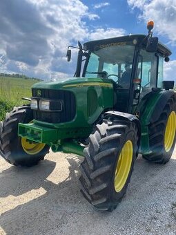 Predám traktor JOHN DEERE 5820