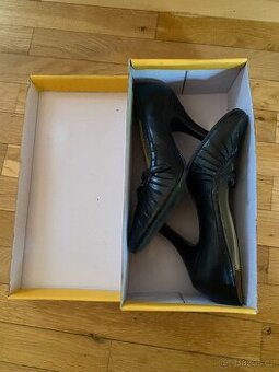 Černé lodičky vel 36