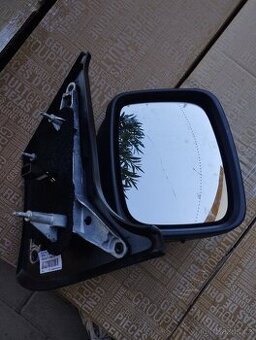 Pravé zrcátko Trafic