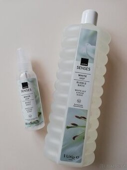 Avon sada bílá lilie