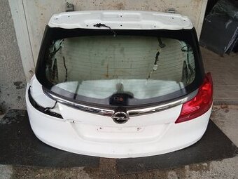 Páté dveře Insignia