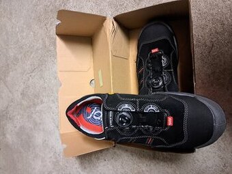 Pracovní obuv. JALAS