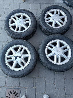 Alu kola Renault se zimní pneu