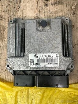 Škoda Superb 2 řídící jednotka motoru 1.8 TSI.