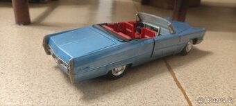 Prodám starú hračku schuco cadillac 5505