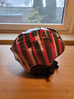 Helma na zimní sporty