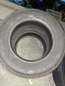 2x nove pneu kleber 175/70 R13