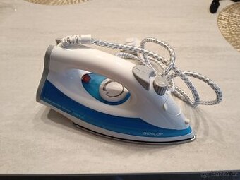 Napařování žehlička Sencor SSI 2027BL