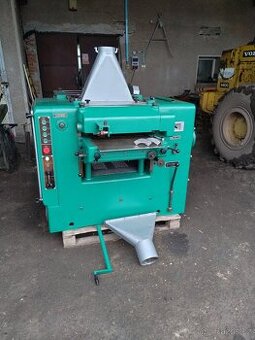 Tos F4T 50 čtyřstranná fréza hoblovka