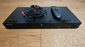 DVD přehrávač Pioneer DV-430V