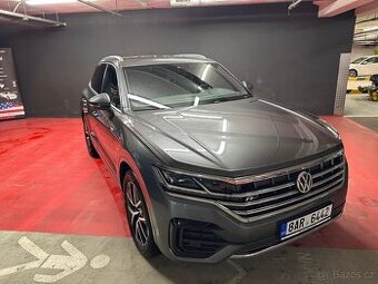 VW Touareg R-Line 3.0 V6 TDI 210 kW | 4x4 |