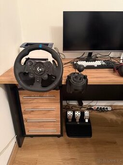 Prodám Logitech G923 s řadící pákou PC/PS5/PS4