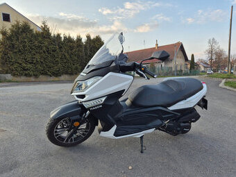Skútr Maxon Optimus 125T