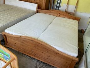 Manželská postel voskované borovice plný Masiv