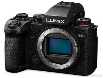 Panasonic Lumix S5ii