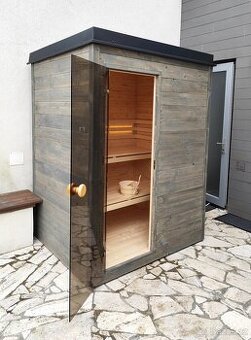 Venkovní finská sauna