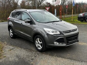 Ford Kuga 2.0TDCi 120kw 4x4, r.2014, automat, 1.maj.,servisk