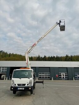 Nissan Cabstar plošina Cela