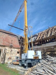 Mobilní jeřáb - LIEBHERR 22 HM