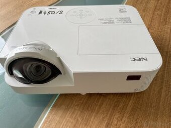 Prodám projektor NEC M332XS-krátká projekční vzdálenost