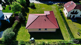 Prodej rodinného domu 4+kk na pozemku 868 m2, obec Škvorec,