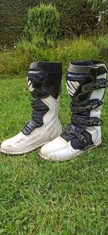 Motokrosové boty