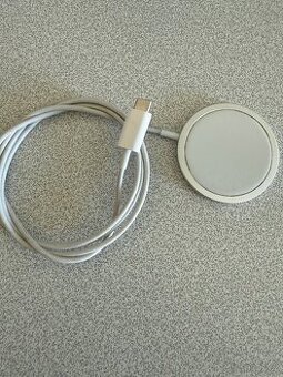 Megsafe nabíječka pro iphone