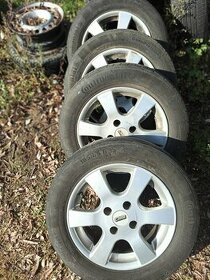 PEUGEOT -CITROEN FORD-6JX15 ET 15-ALU KOLA S LETNÍMI PNEUI